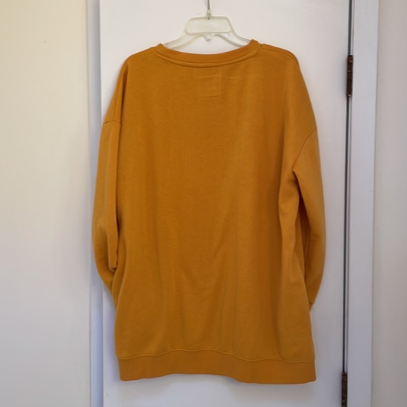 “I’m Weekending” funny detailed crewneck - Picture 3 of 4